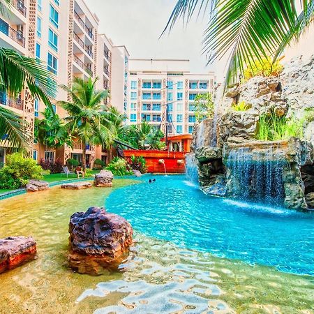 Atlantis Residence Jomtien Beach Buitenkant foto